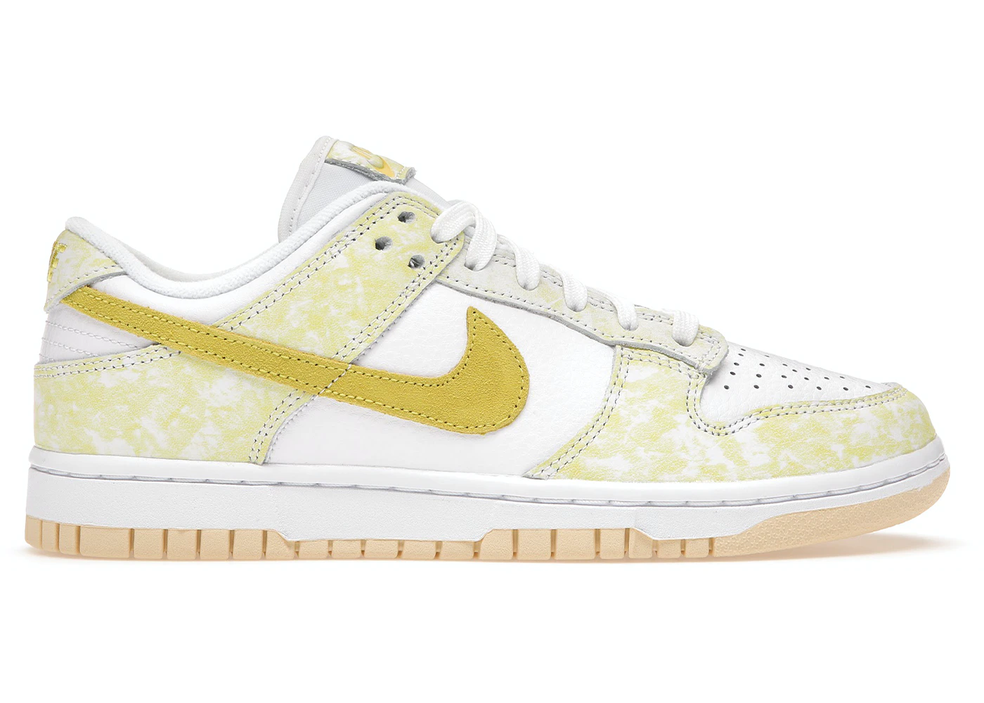 Dunk Low Yellow Strike