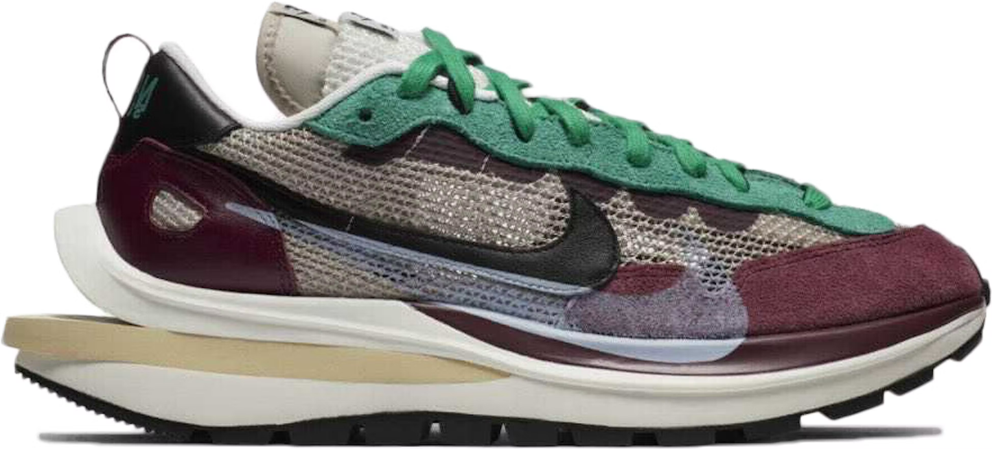 Nike Vaporwaffle sacai Villain Red Neptune Green